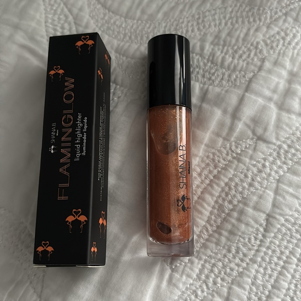 Shaina B Cosmetics Liquid Highlighter| Nude Beach